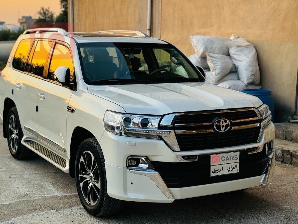 تويوتا لاندكروزر